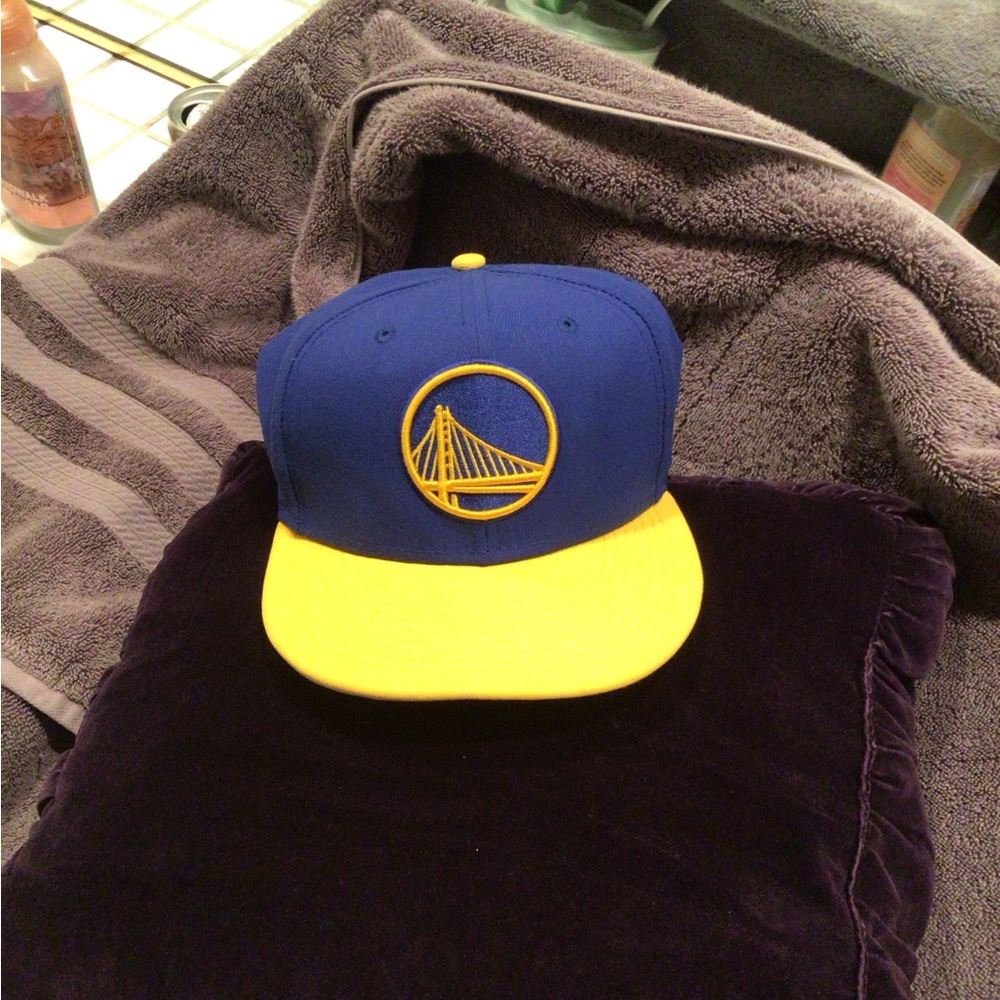 Golden State warrior great conditions 7 1/2 sized
